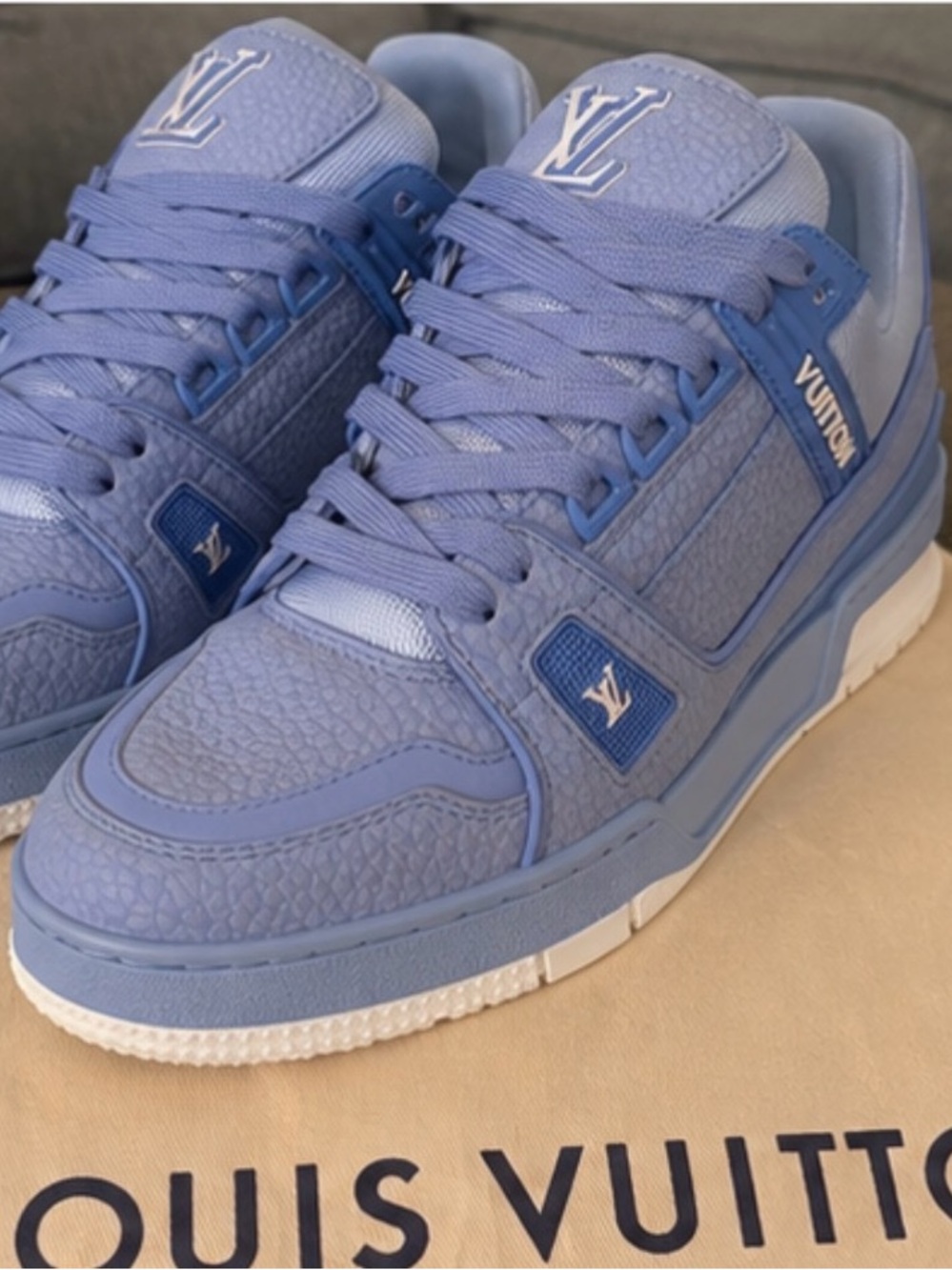 Louis Vuitton Women’s 37 Trainers